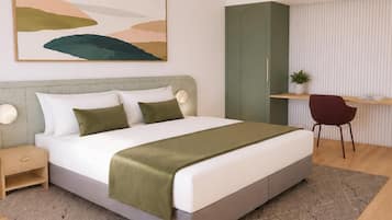 Ein modernes Schlafzimmer mit einem Bett, Nachttischen, einem Schreibtisch, einem Stuhl und einem Wandregal.