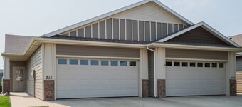 The Opal: 2 Bed 2 Bath Townhome in SE Sioux Falls