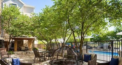 Accessible Suite w/ Breakfast & Pool | Near IND