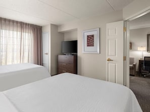 Unclassified image, 4 of 24, button - Suite Near IND Airport w/ Free Breakfast & Pool (Plainfield)