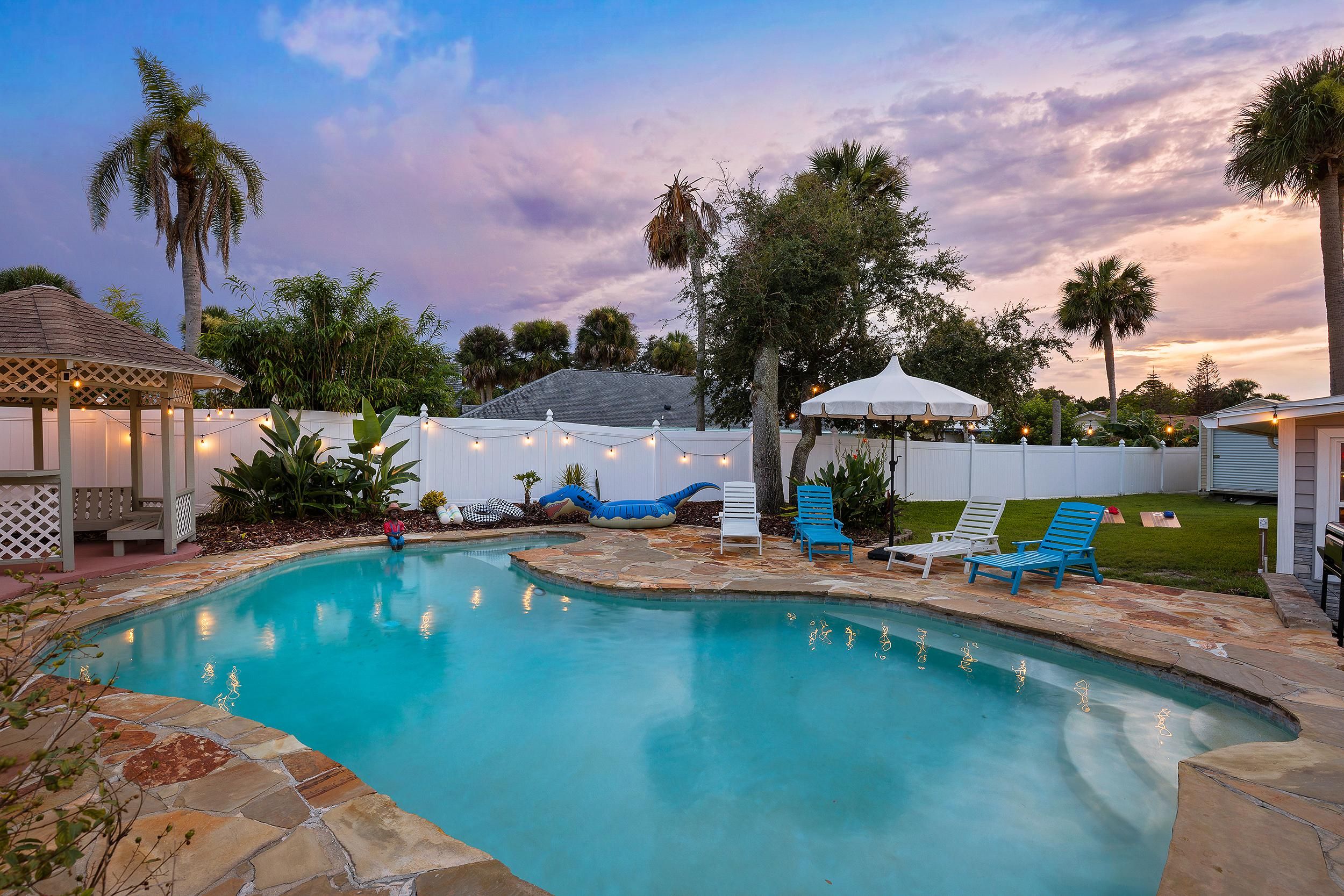 House, Multiple Beds (The Checkered Palm) | Pool