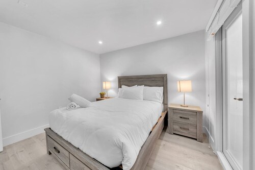 Little Mykon  Cozy Duplex Near Miami Hotspots