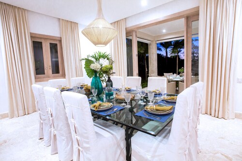 Villa Miraluz Mediterranean Retreat