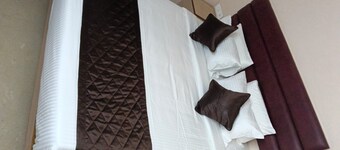 Majestic Homestay Villa-Aravind Hospital