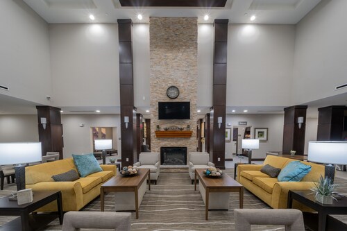 Baytown Mobility Accessible Suite | Free Breakfast