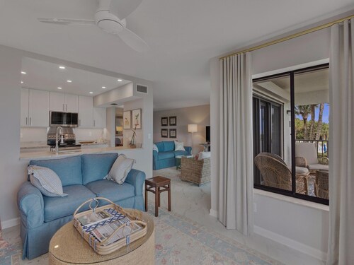 Prime Oceanfront 2BR/2BA on Vero's South Beach