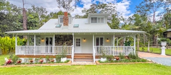 Tallebudgera Valley Escape - The Gingerbread House