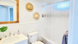 Unclassified image, 5 of 23, button - Sugar Beach Shangri-La: Wake Up to the Ocean! (Kihei)