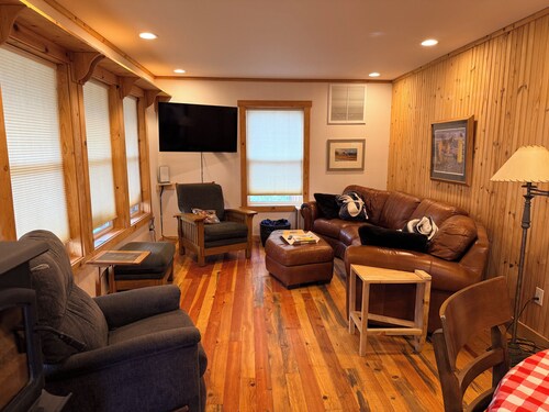 Cozy 2 bedroom cabin retreat - your peaceful escape to nature awaits.
