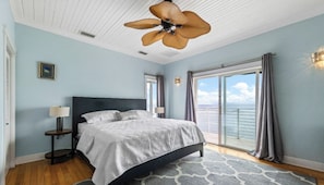 Room - Southern Ayr Beachfront Home (Bodden Town)