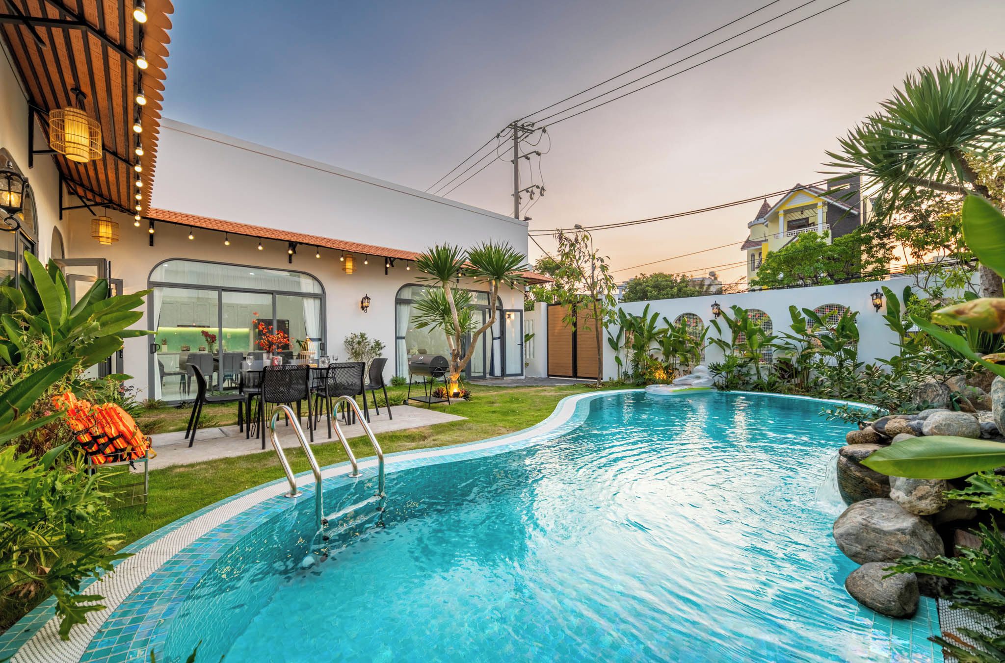 Pool