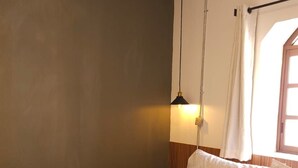 Luokittelematon kuva, 4 kautta 17, painike