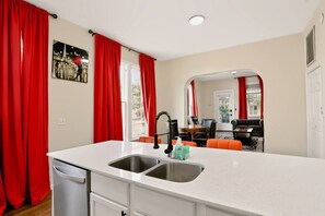 Unclassified image, 5 of 41, button - Bright & Spacious Home Near Downtown Indy (Indianapolis)