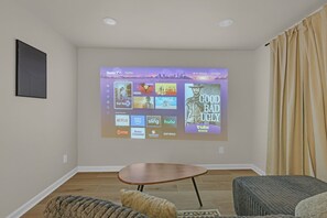 Interior - EV Charger-Renovated-9 Mins to Mercedes-Movie Room (Atlanta)