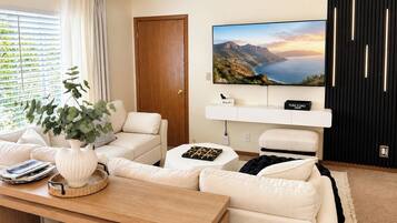Smart-TV, Arbeitsbereiche, Computerbildschirme