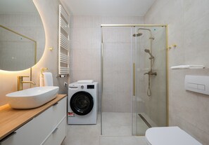Bathroom - Warszawa Wileńska Modern White Apartment (Warszawa)