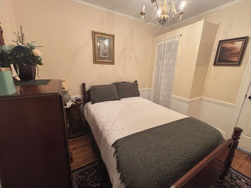 Elegant 1925 Vintage Home