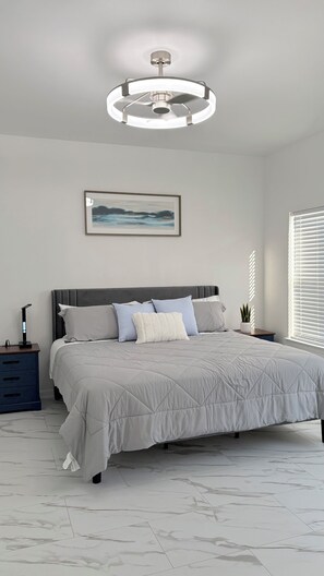 WiFi - 3-bedroom house in soothing Edenton with AC for relaxing stays (Edenton)