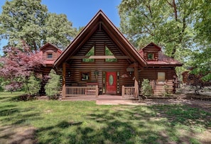 Unclassified image, 3 of 35, button - Branson | Group Ozarks Retreat | Pools + Fitness | 3BR • Sleeps 8 (Ridgedale)