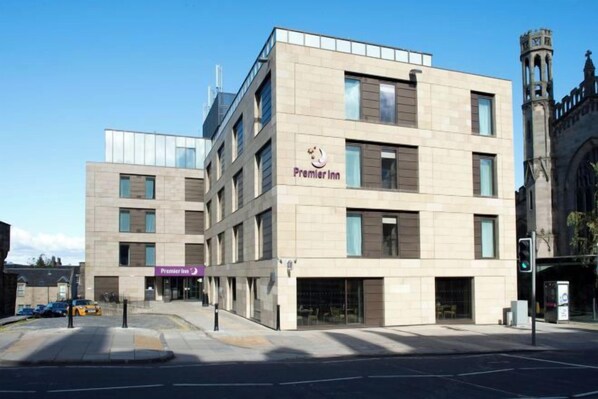 Unclassified image, 1 of 1, button - Premier Inn Edinburgh City Centre (York Place/St James Quarter) hotel (Edinburgh)