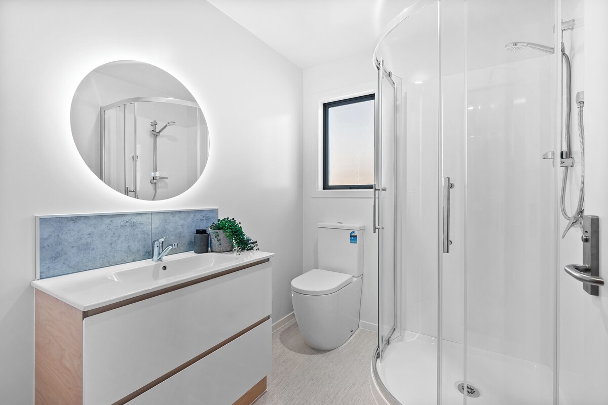 Kamar Twin Comfort | Kamar mandi | Handuk