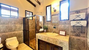 Departamento de lujo, vista a la montaña | Baño