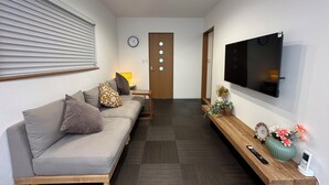Unclassified image, 5 of 34, button - Nikyo Shion Residence (Osaka city ,Nishi-ku)