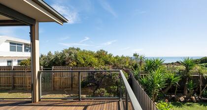 Holiday Shacks | Bonbeach Coastal Retreat