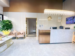 Lobby - 2-Bedroom Apartment with free Baiyun Airport Pick-up and Canton Fair Shuttle Bus (Guang Zhou Shi)