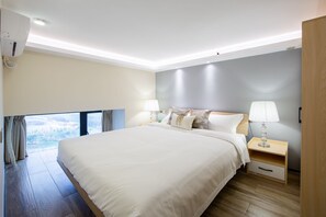 Room - 2-Bedroom Apartment with free Baiyun Airport Pick-up and Canton Fair Shuttle Bus (Guang Zhou Shi)