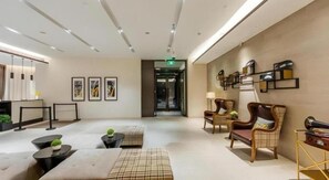 Lobby - Home Inn Plus Shanghai Pudong Jinqiao (Shanghai)