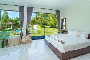 Doppelzimmer, Flussblick | Schreibtisch, kostenloses WLAN