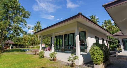 Suanson Villa Koh SaNher