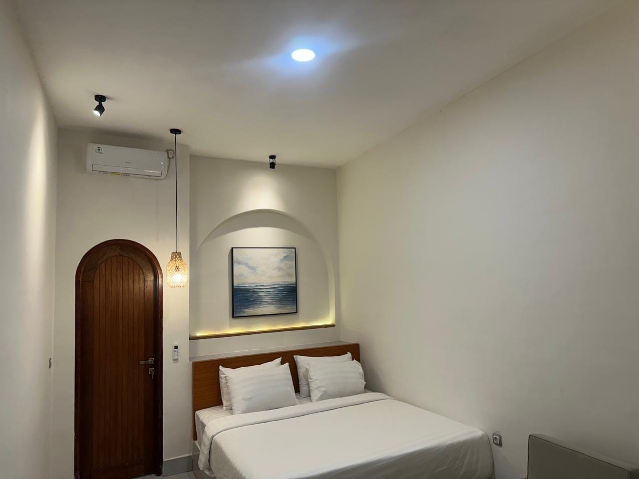 Double Room | Desk, WiFi (free)