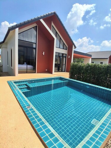 Luang Lume Pool