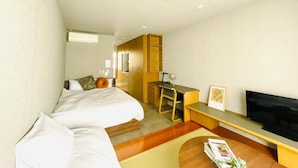 A hotel room with a bed, desk, chair, television, and a small seating area. - Alphabed Hakata Comfort (Fukuokashi,Hakataku,Hakataekimae)