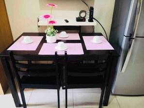 Unclassified image, 4 of 40, button - Beautiful 1-Bedroom Condo Near Mall of Asia in Pasay (Pasay)