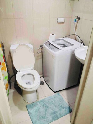 Unclassified image, 5 of 40, button - Beautiful 1-Bedroom Condo Near Mall of Asia in Pasay (Pasay)