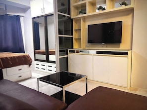 Unclassified image, 3 of 14, button - Yare 1Br condo beautifully designed facing Mall of Asia at Shell Residences (Pasay)