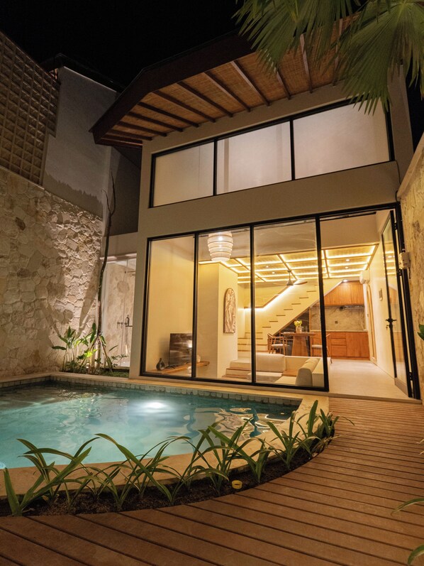 Pool - Villa Svargi A, minuutes to Uluwatu beach (Pecatu, South Kuta, Badung Regency, Bali 80361)