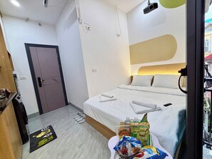 Habitación | Escritorio y wifi gratis