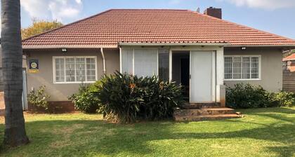 Cozy 2-Bedroom House Rentals in Kempton Park, South Africa