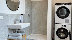 Unclassified image, 4 of 11, button - Fabulous 2-bedroom apartment in welcoming Verden Aller (Verden (Aller))