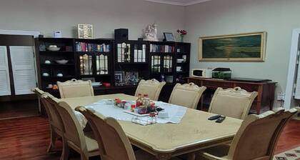 Alexandra Bed & Breakfast Room 3