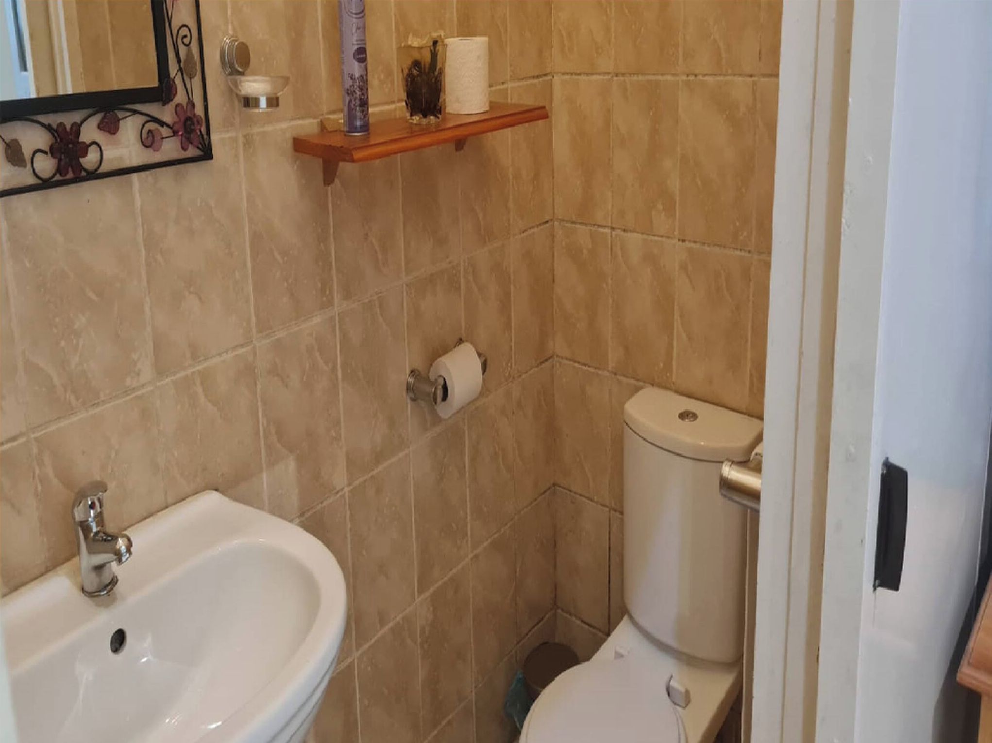 Shower, towels