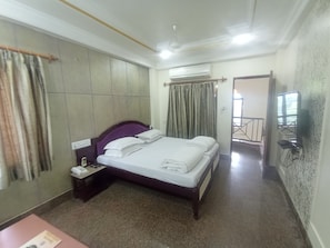 Regular Room
