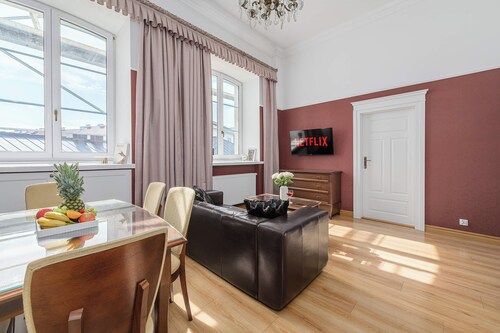 Lumina 3-room Apart near Zamek Królewski Old Town