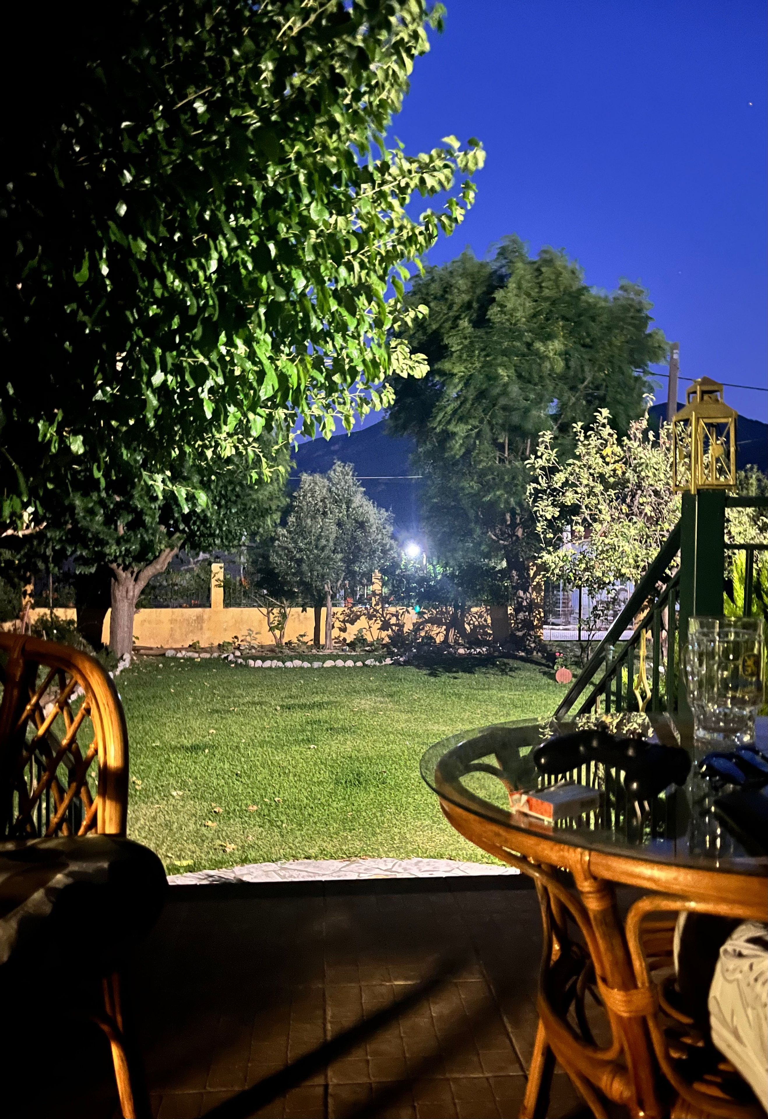 Outdoor dining