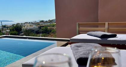 Where luxury meets the magic of Santorini, with a private pool and private spa!