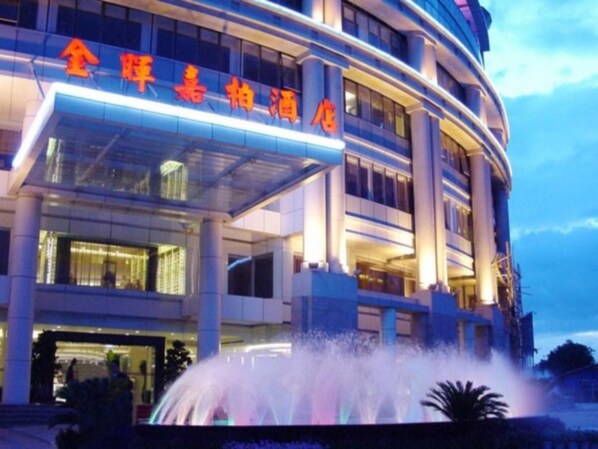 Ngoại thất